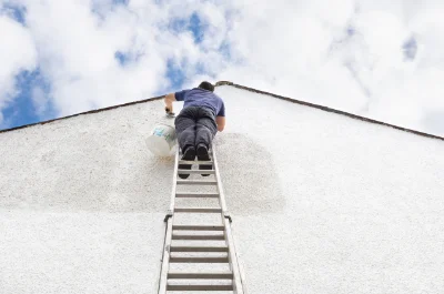Peinture extérieure aux Touches — façades et ravalement
